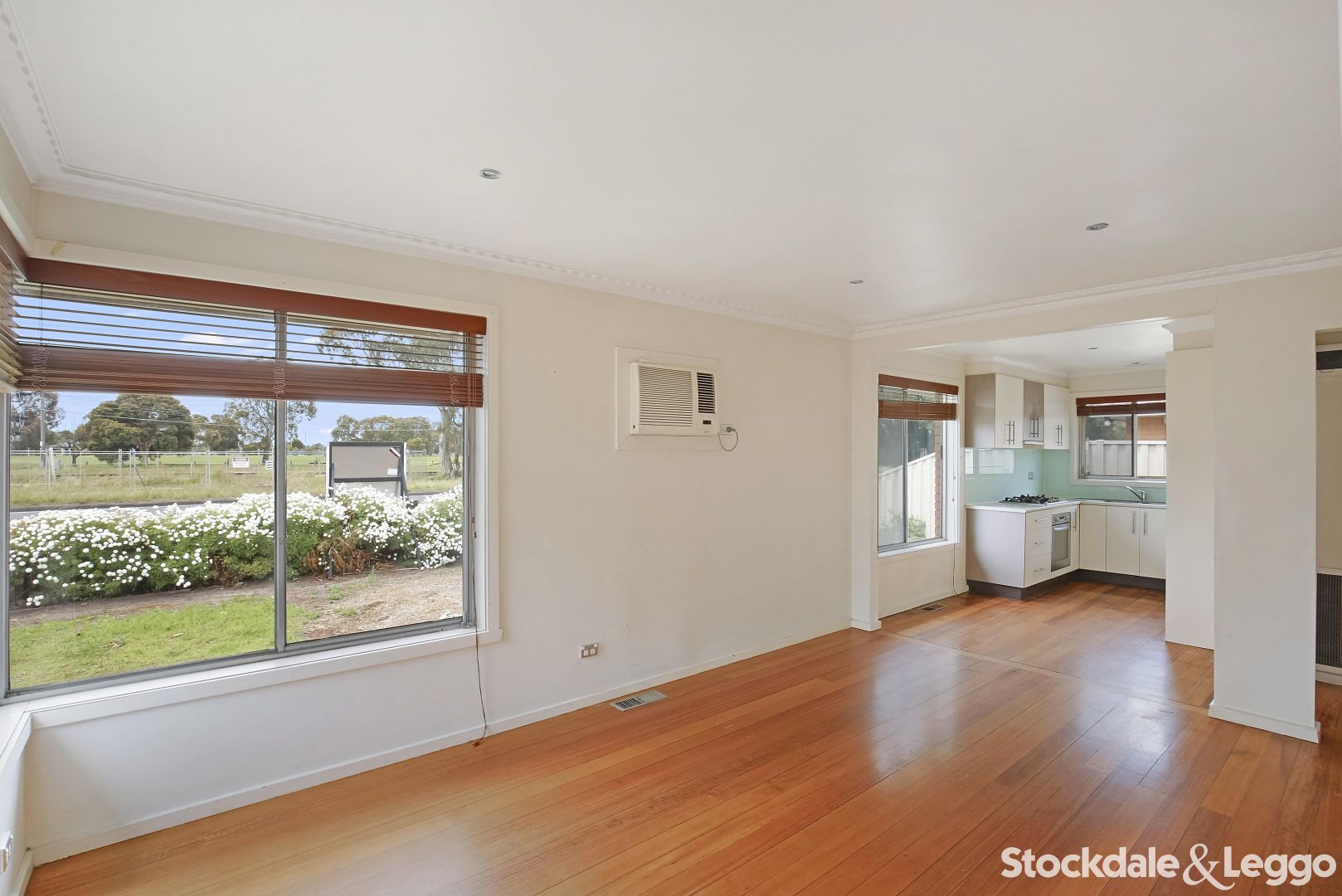 1/1067 High Street, Reservoir VIC 3073, Image 2