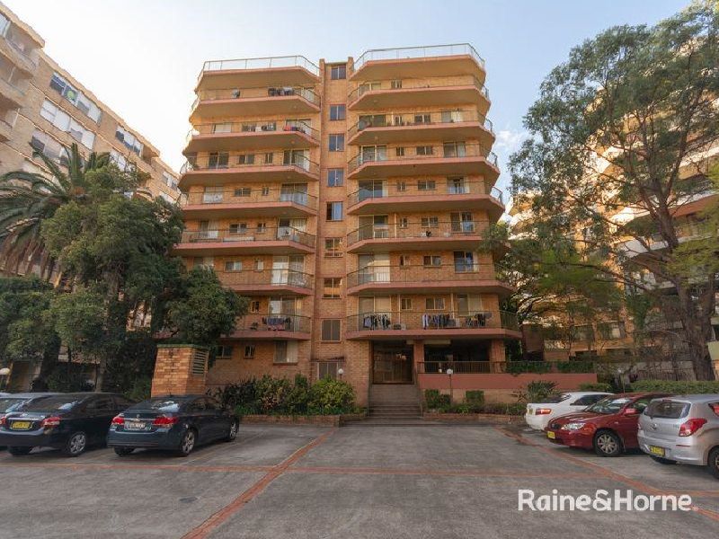 3 bedrooms Apartment / Unit / Flat in 52/3 Good Street PARRAMATTA NSW, 2150