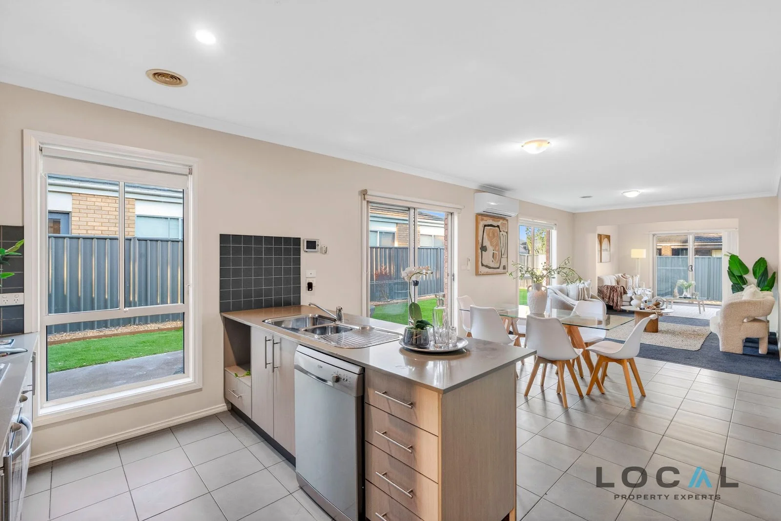 Additional image 8 of 28 Arrowhead Street, Manor Lakes VIC 3024