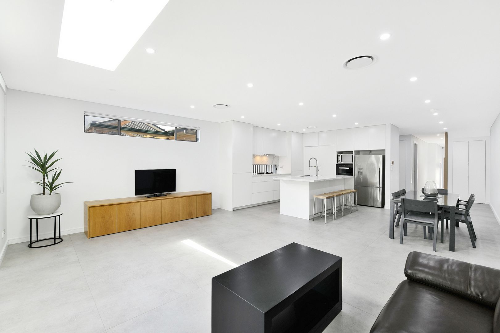 214 Nottinghill Road, Regents Park NSW 2143, Image 2