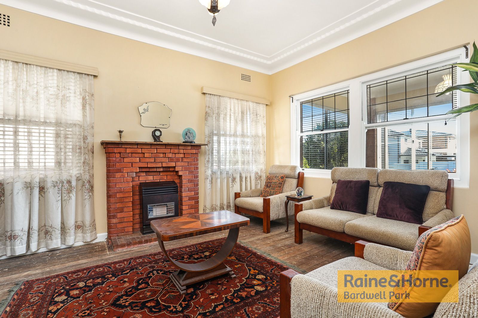 48 Barnsbury Grove, Bardwell Park NSW 2207, Image 2