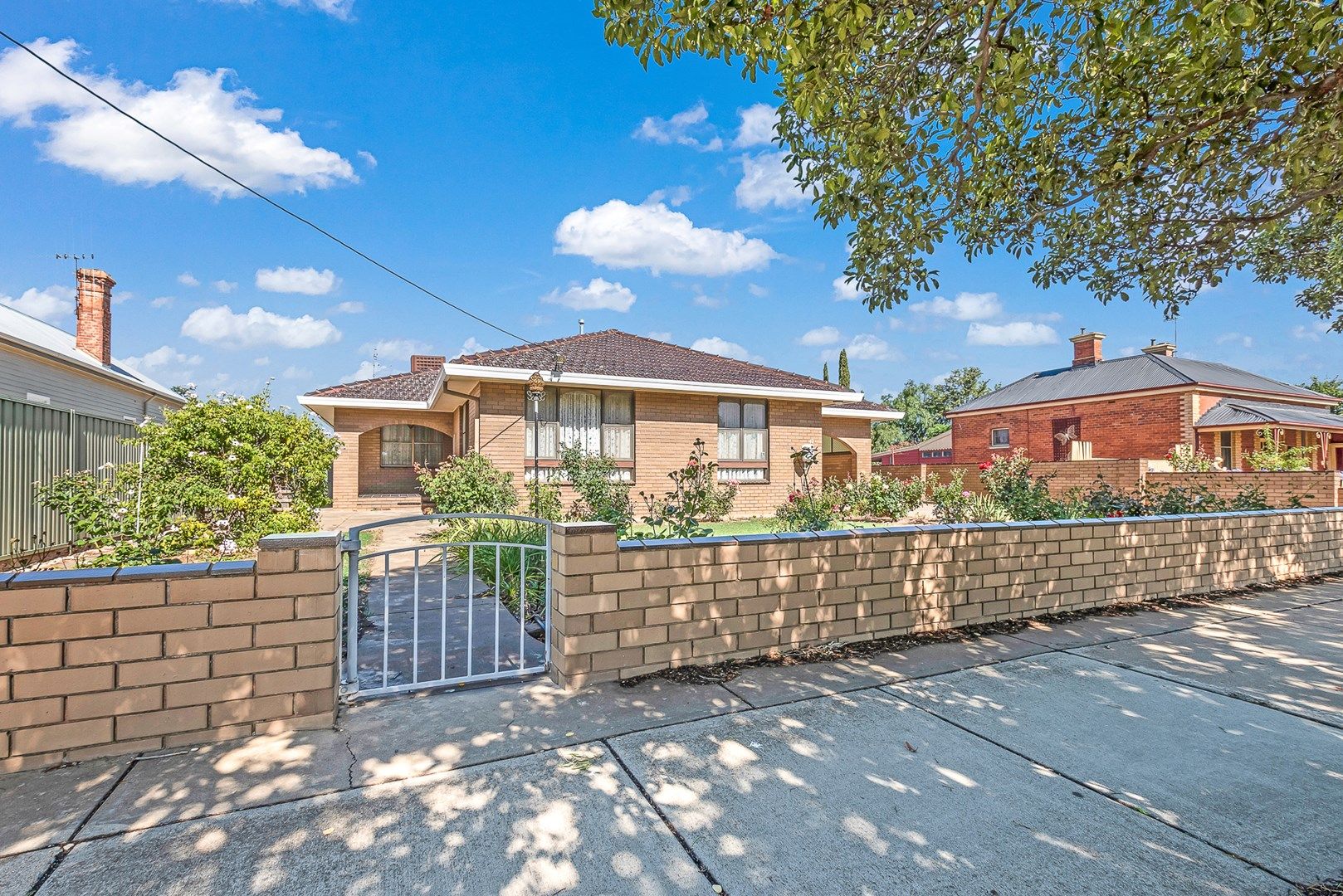 42 Echuca Road, Rochester VIC 3561, Image 0