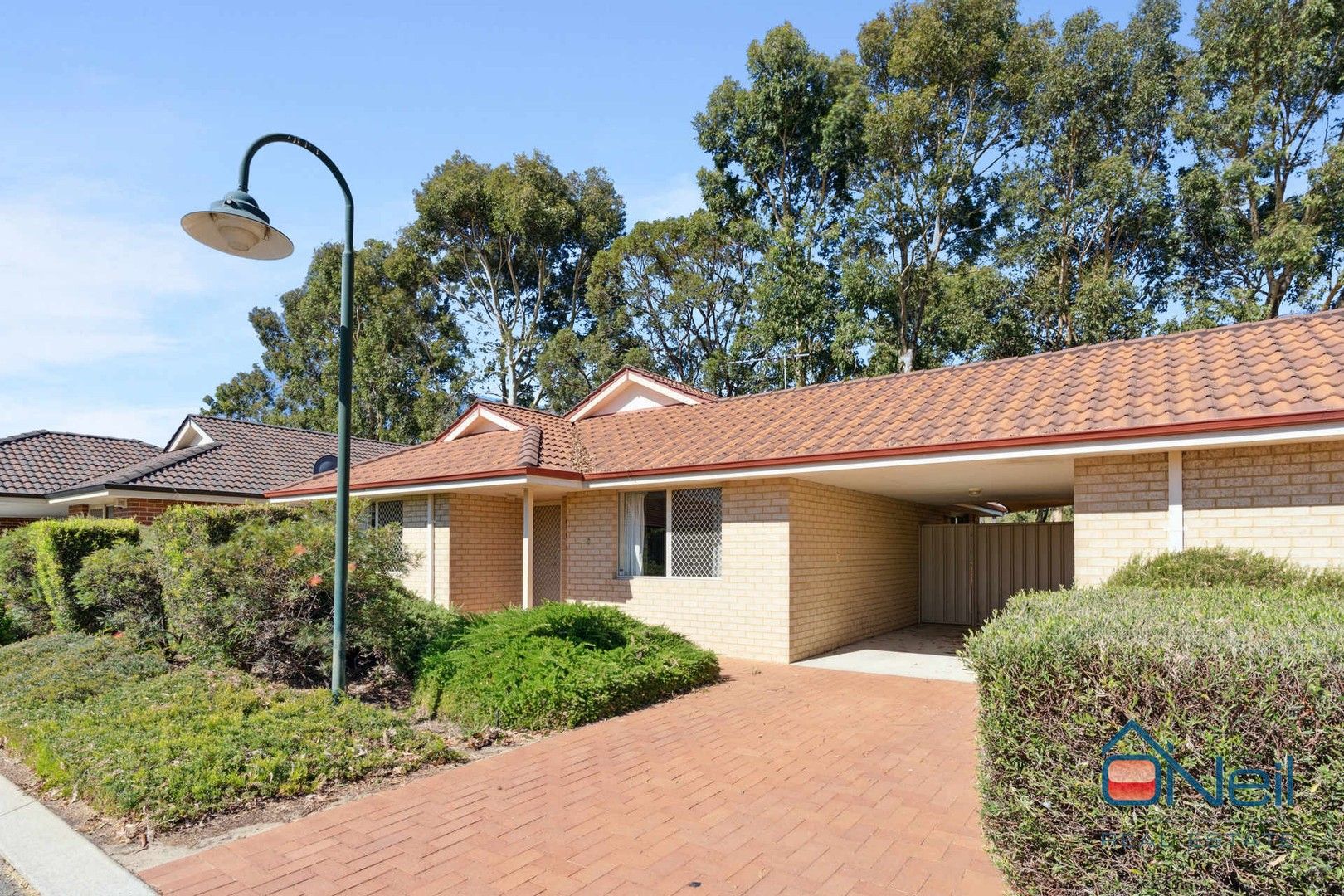 4/135 Challis Road, Seville Grove WA 6112