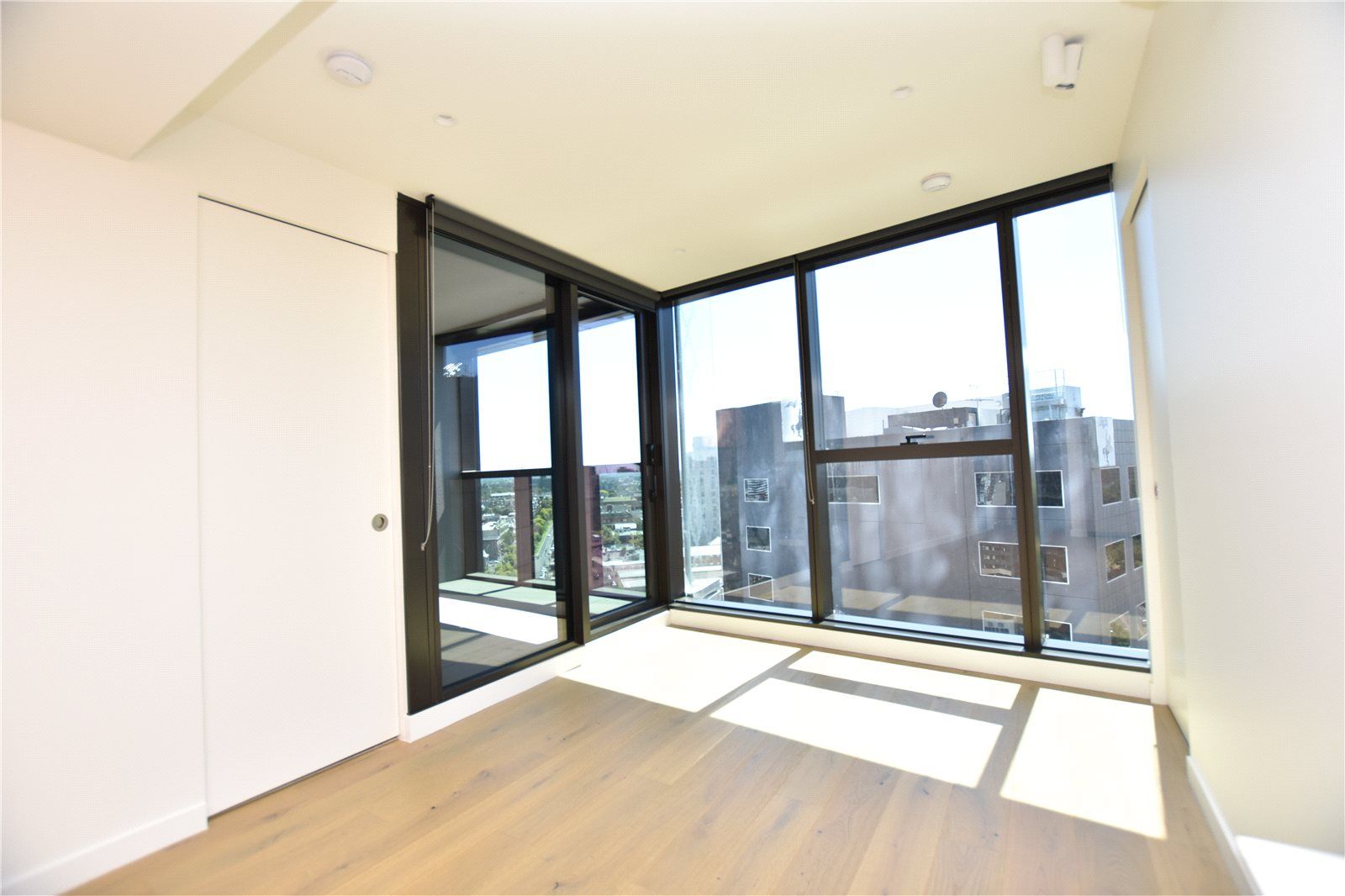 2 bedrooms Apartment / Unit / Flat in 1608/9-23 Mackenzie Street MELBOURNE VIC, 3000