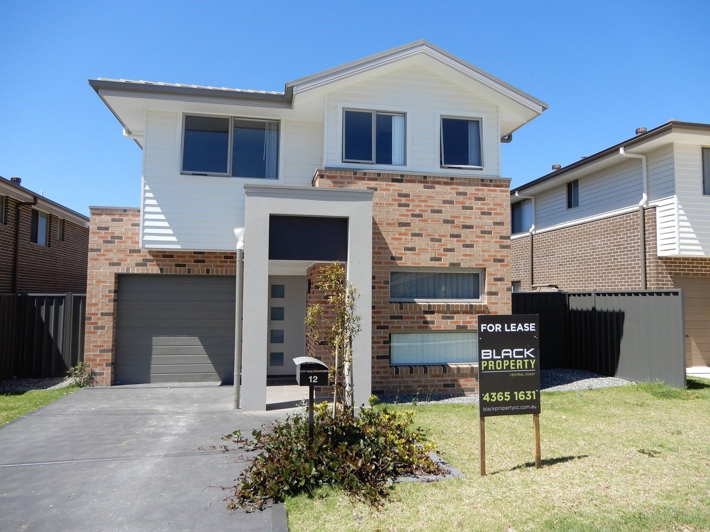 4 bedrooms House in 12 Darcey Street WOONGARRAH NSW, 2259