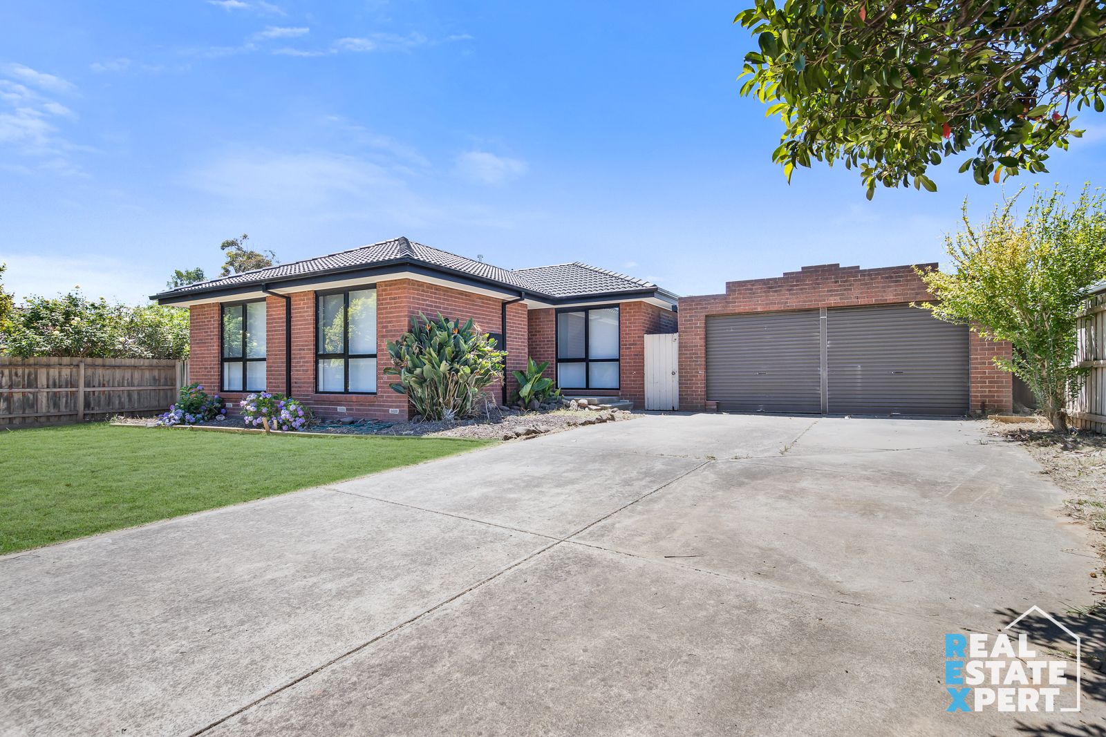 15 Trawalla Court, Hampton Park VIC 3976, Image 0