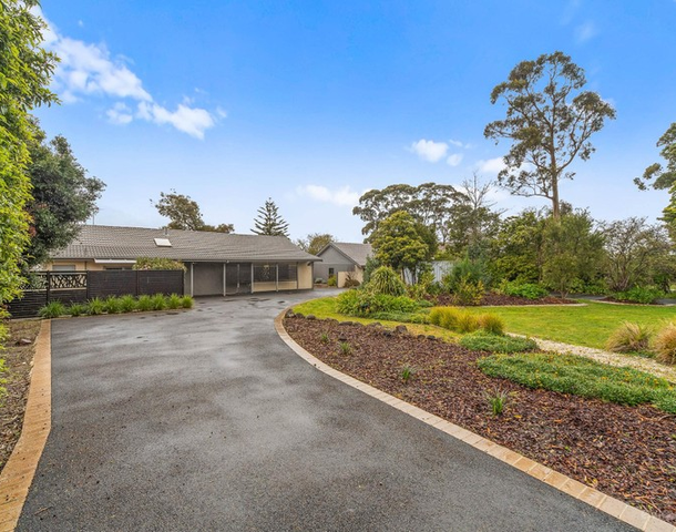 116 Allison Road, Mount Eliza VIC 3930