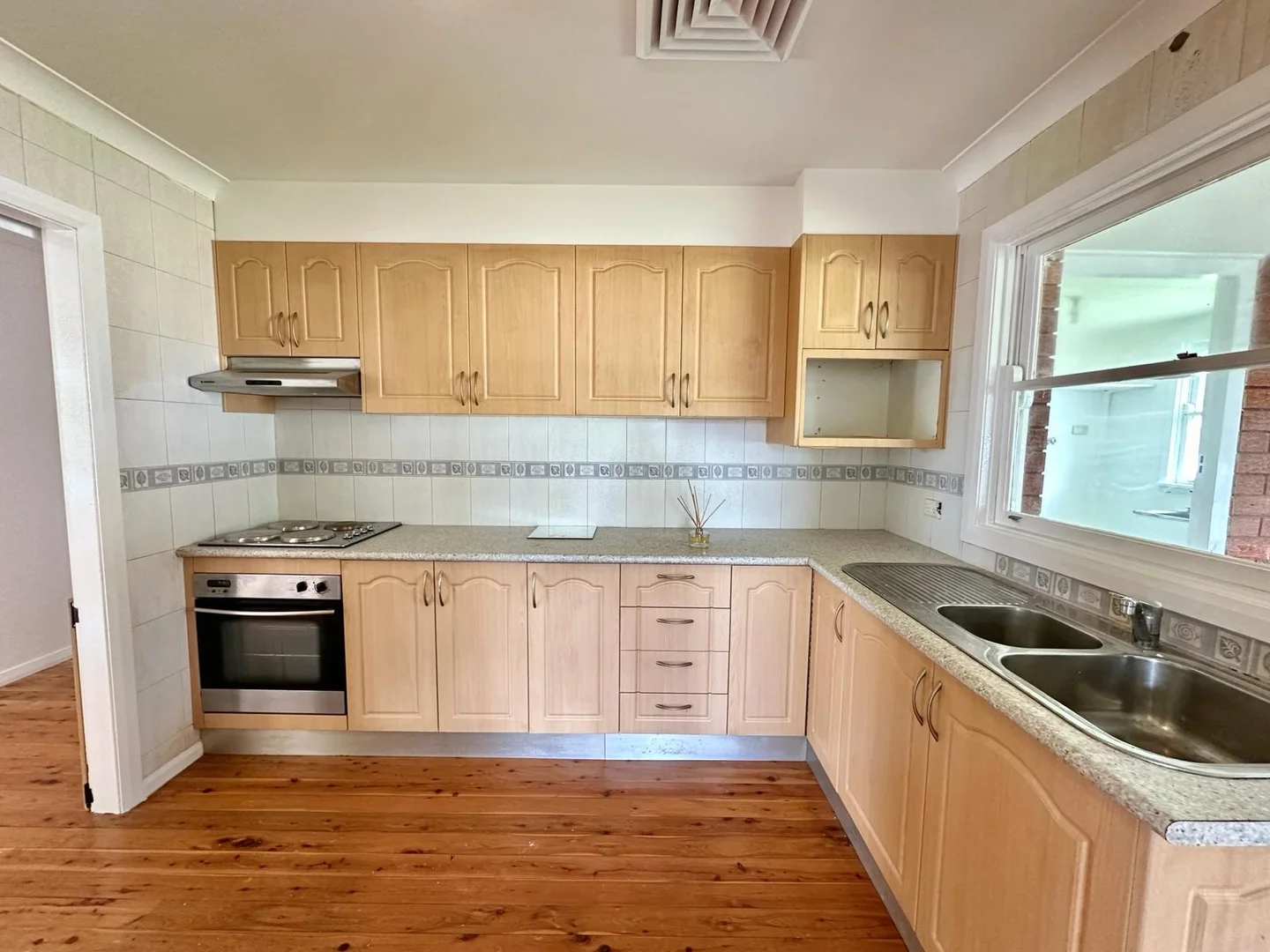 Additional image 13 of 32 Hereward Highway, Blacktown NSW 2148