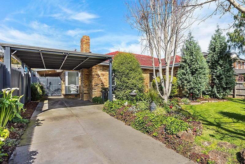 2 Amelia Crescent, Doncaster East VIC 3109