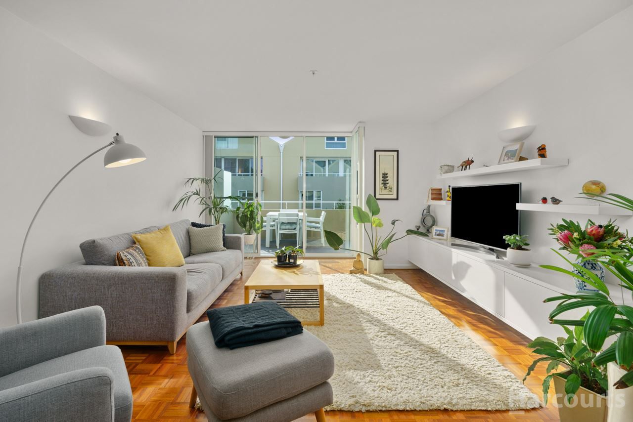 3 bedrooms Apartment / Unit / Flat in 79 Salamanca Square BATTERY POINT TAS, 7004