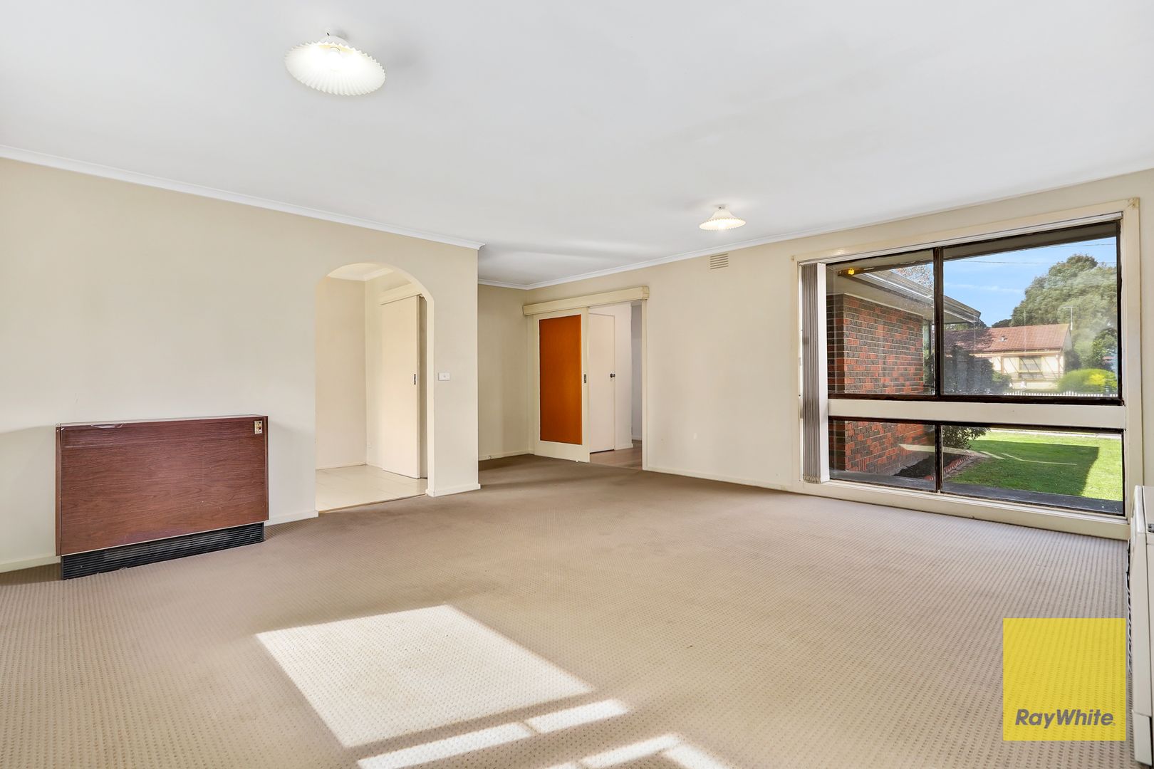 32 Riverview Crescent, Eumemmerring VIC 3177, Image 2