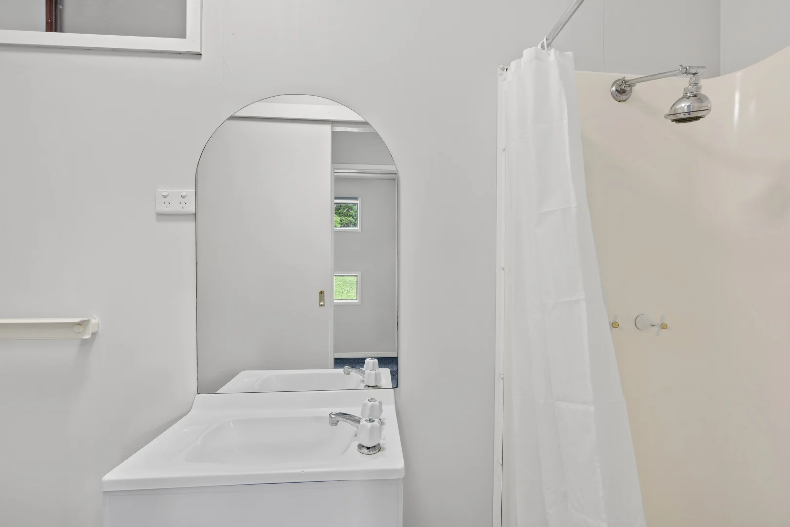 Additional image 7 of 1a/44 Taylor Road, Lisarow NSW 2250