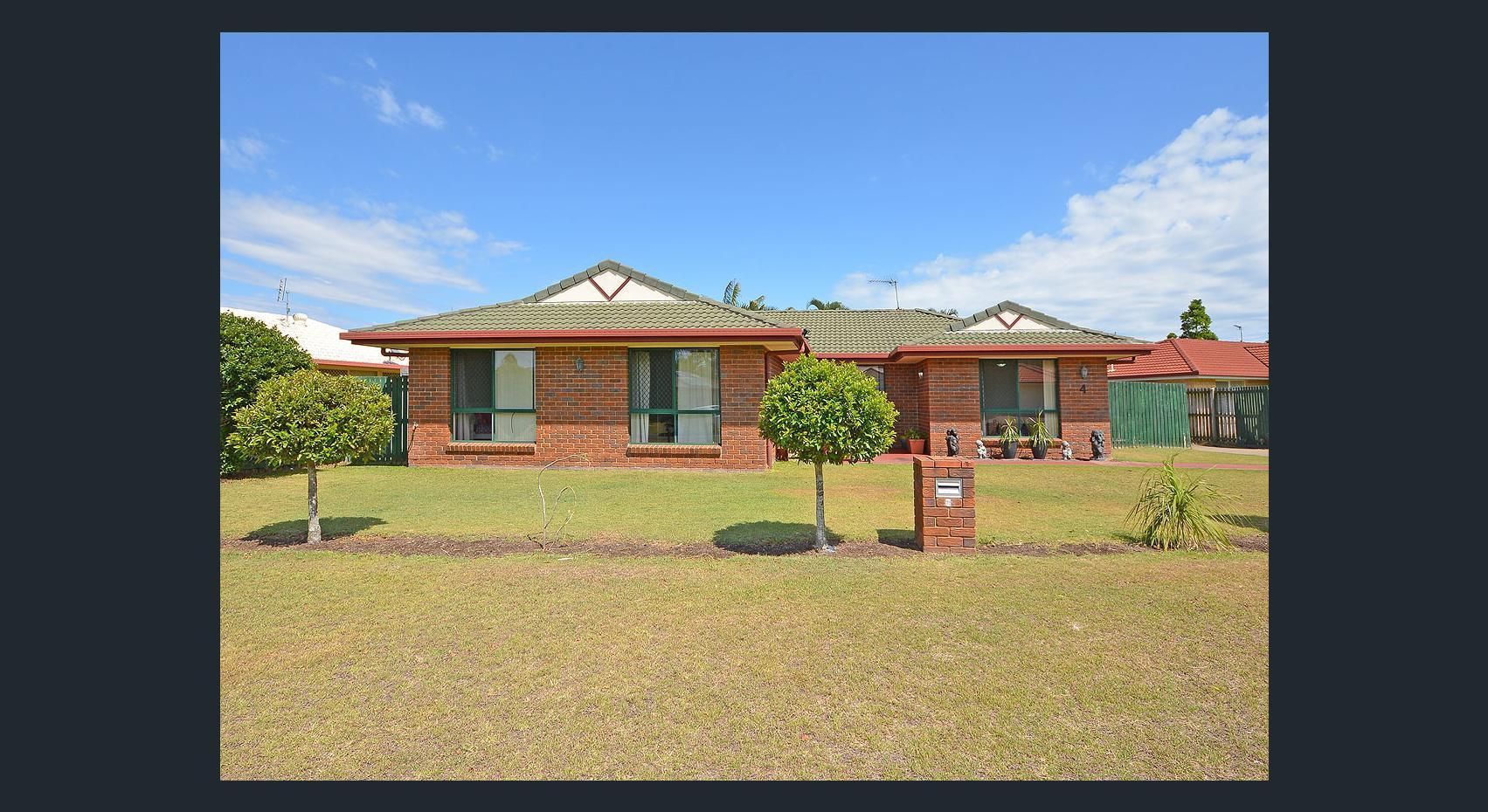 4 Figbird Close, Eli Waters QLD 4655