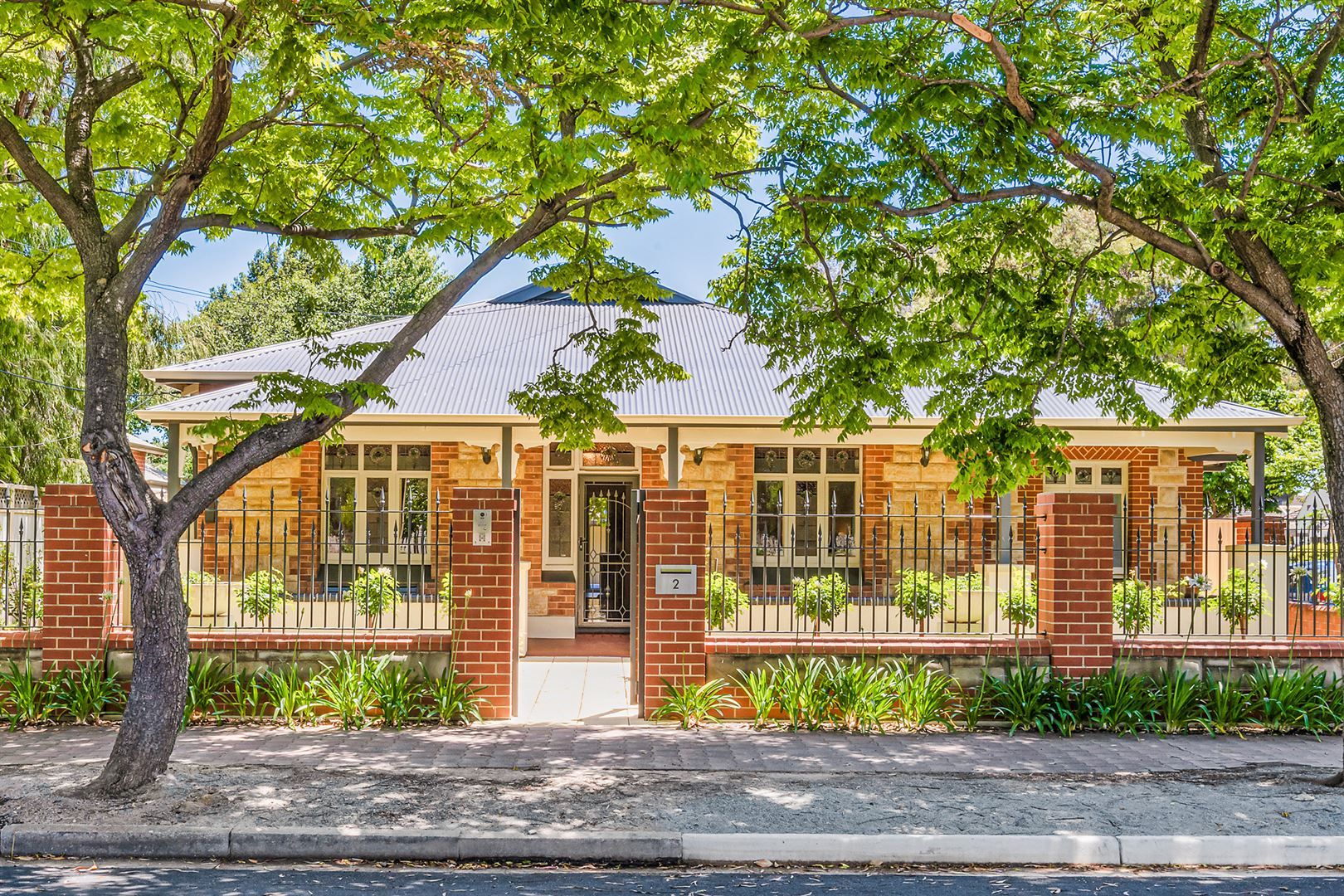 2 Oakfield Avenue, Clarence Park SA 5034, Image 0