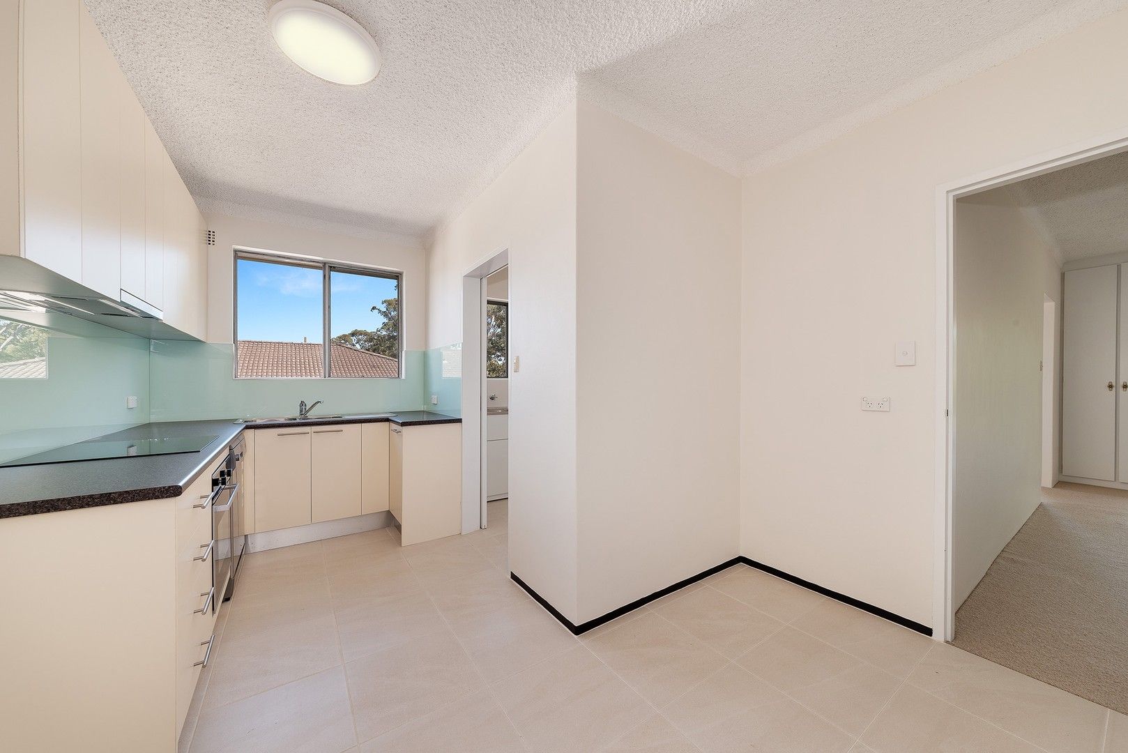 2 bedrooms Apartment / Unit / Flat in 8/32 Landers Road LANE COVE NORTH NSW, 2066