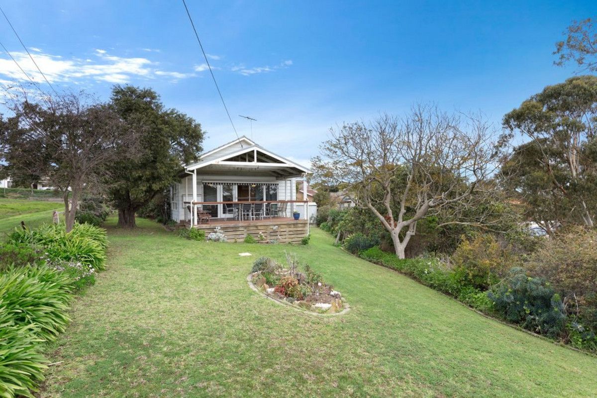 13 Stewart Grove, Portarlington VIC 3223 House For Rent 270 Domain