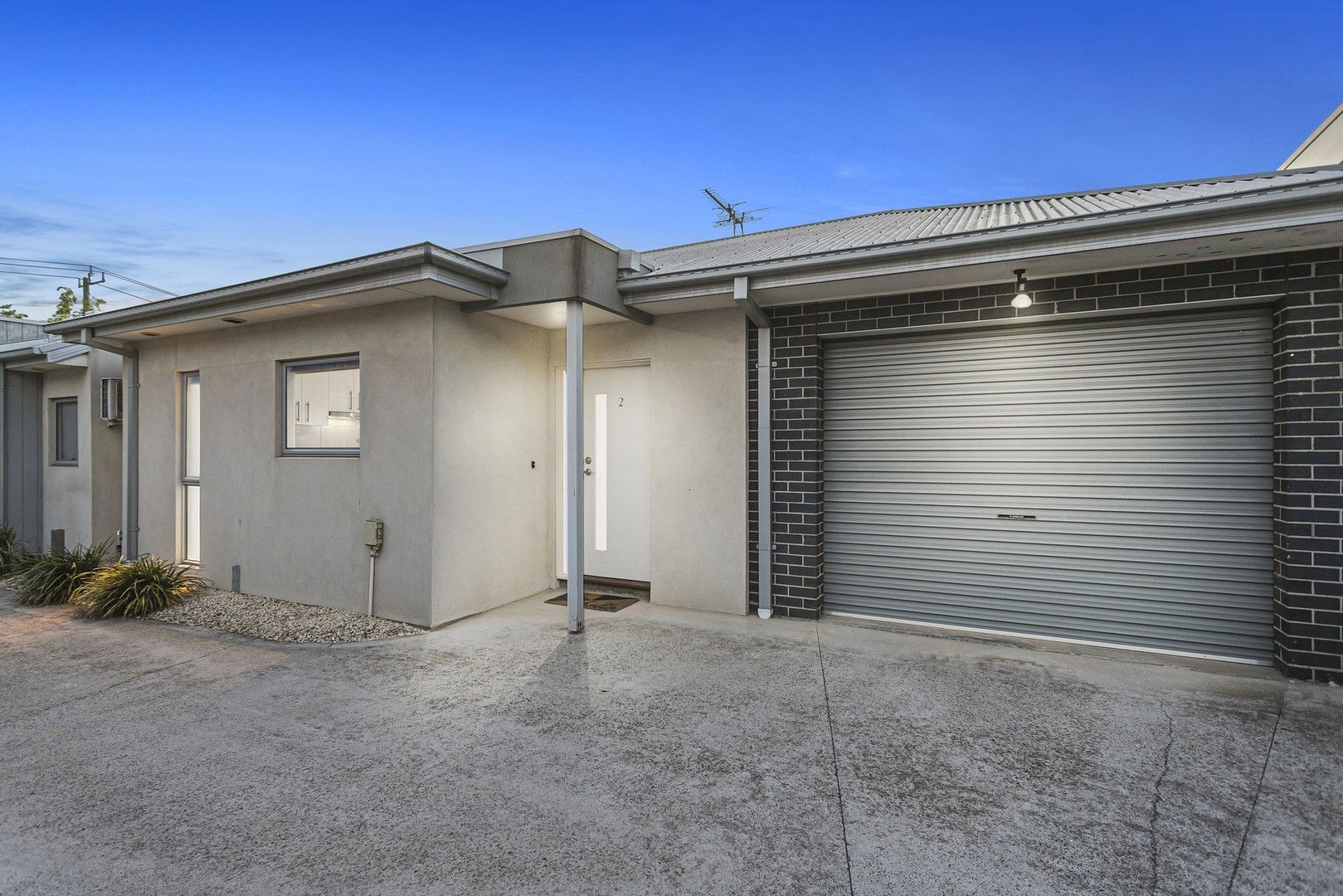 2/10 Clarendon Parade, West Footscray VIC 3012, Image 0