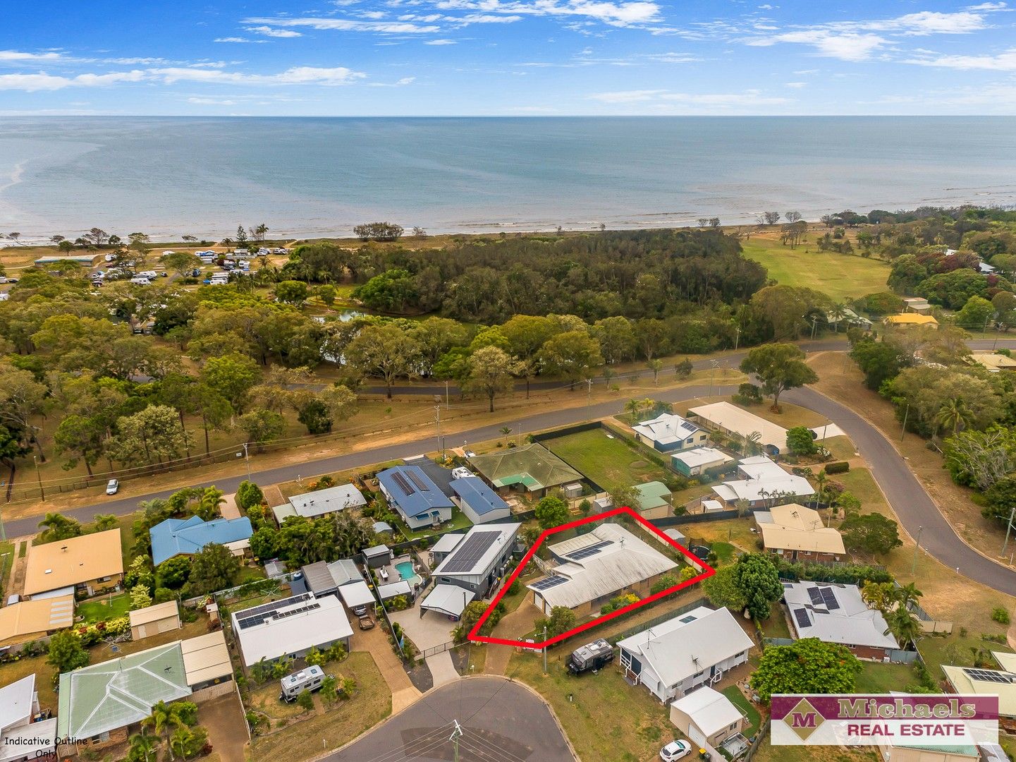 4 bedrooms House in 10 Orchid Drive MOORE PARK BEACH QLD, 4670