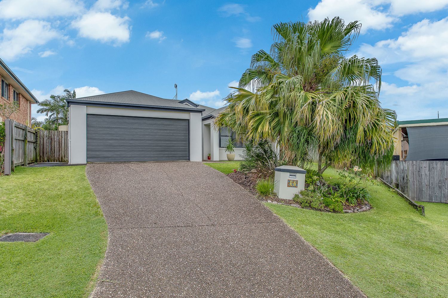 4 bedrooms House in 12 Ballard Court MURRUMBA DOWNS QLD, 4503