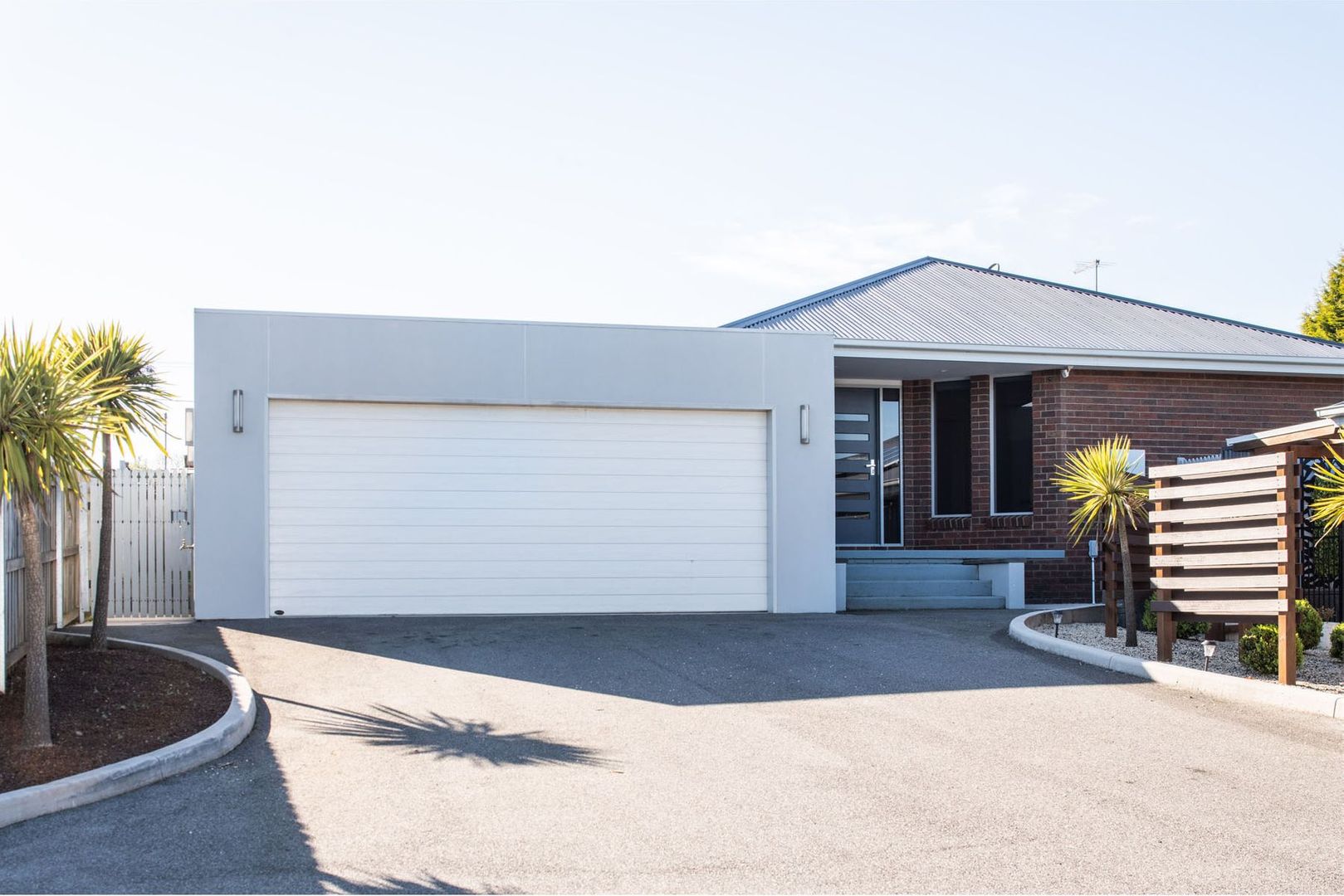 2/16 Andros Place, Legana TAS 7277, Image 2