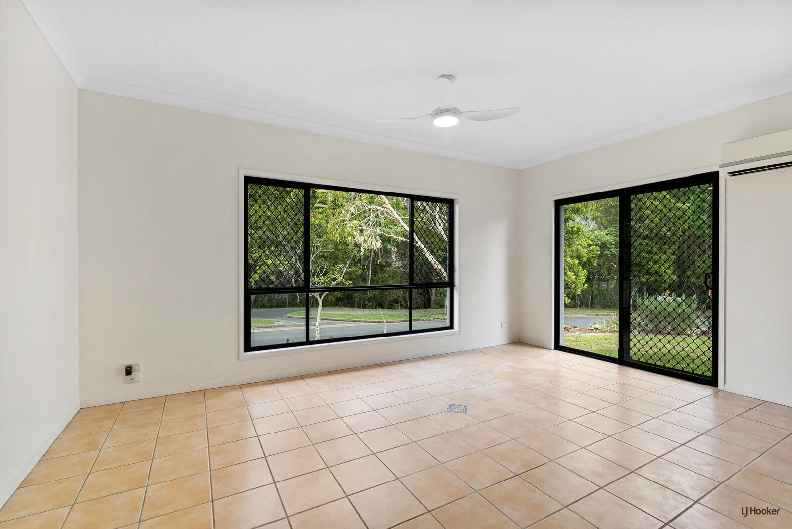 Additional image 3 of 34 Mulgrave Crescent, Varsity Lakes QLD 4227