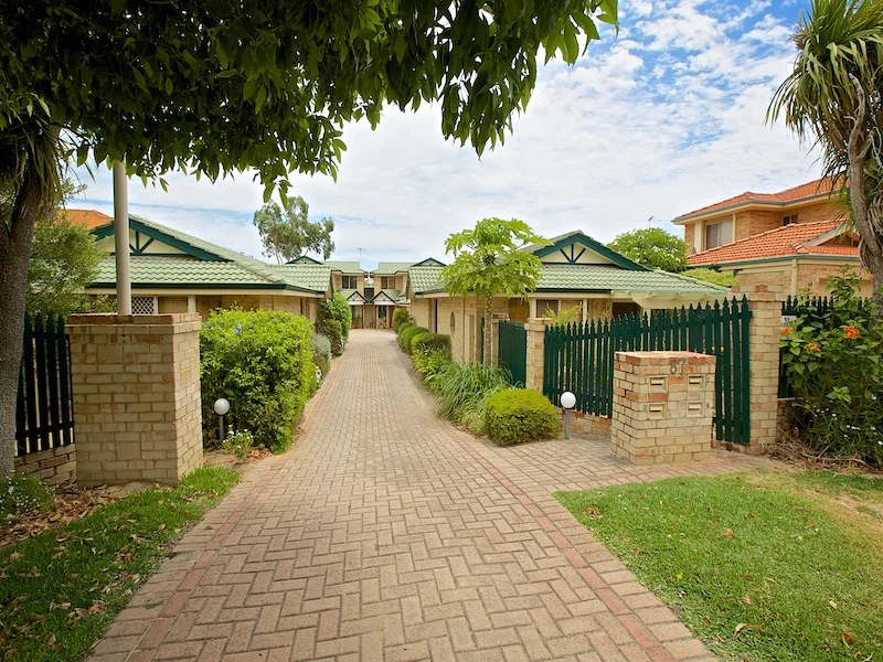 1/87 Abbett Street, Scarborough WA 6019