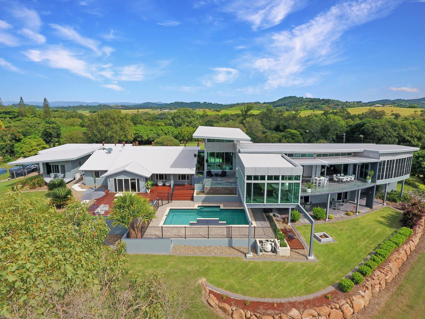 5 Rural View Drive, Rural View | Property History & Address Research ...