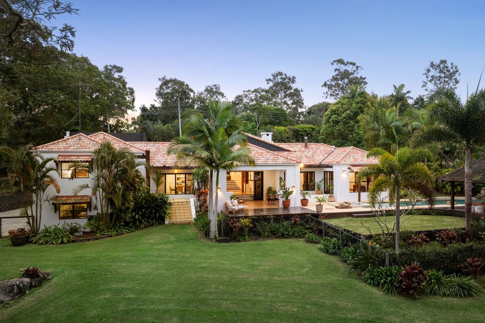 5 bedrooms House in 18 Lara Drive BUDERIM QLD, 4556