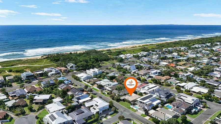 60 Saleng Cres, Warana QLD 4575