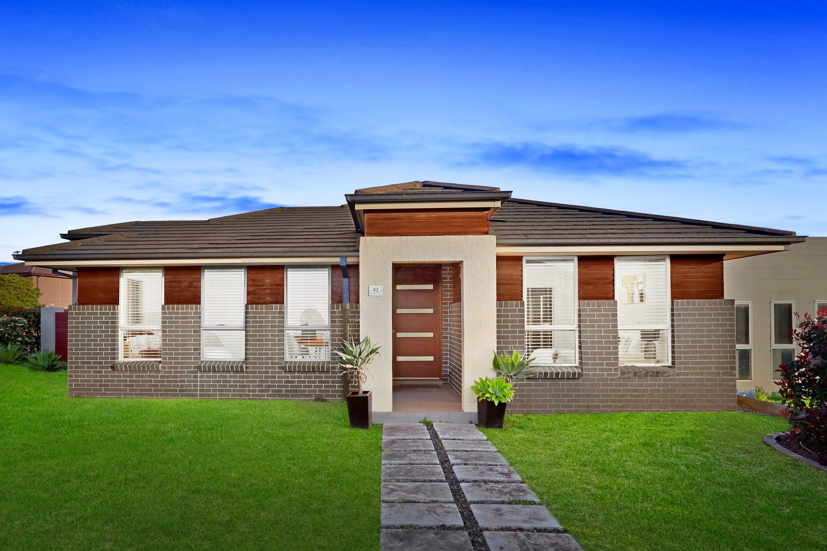 4 bedrooms House in 41 Mosaic Avenue THE PONDS NSW, 2769