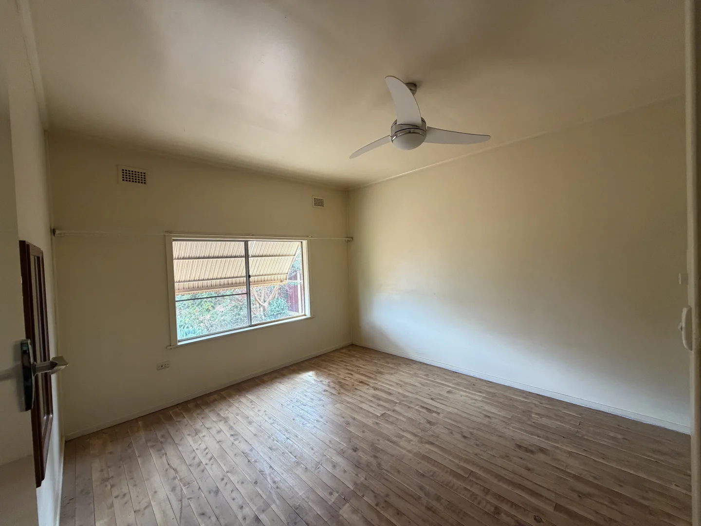 Additional image 5 of 46 Elizabeth Cresent, Cobar NSW 2835