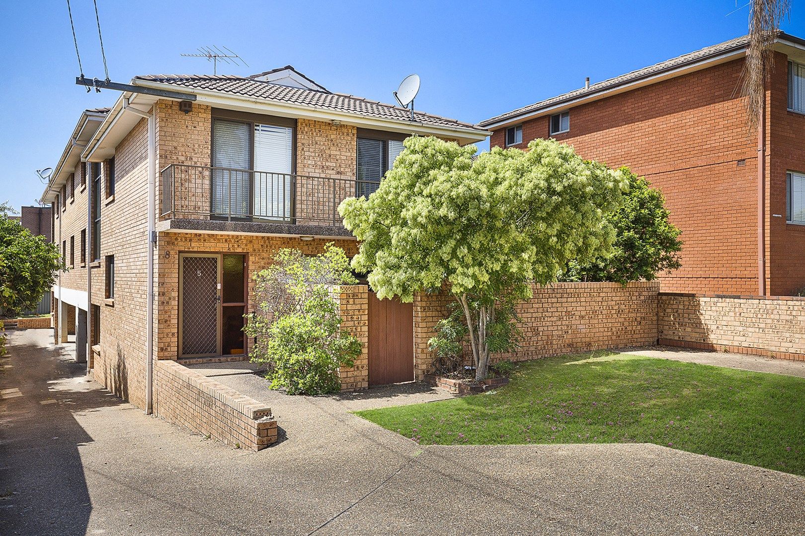 2 bedrooms Apartment / Unit / Flat in 1/8 Tilba Street BERALA NSW, 2141