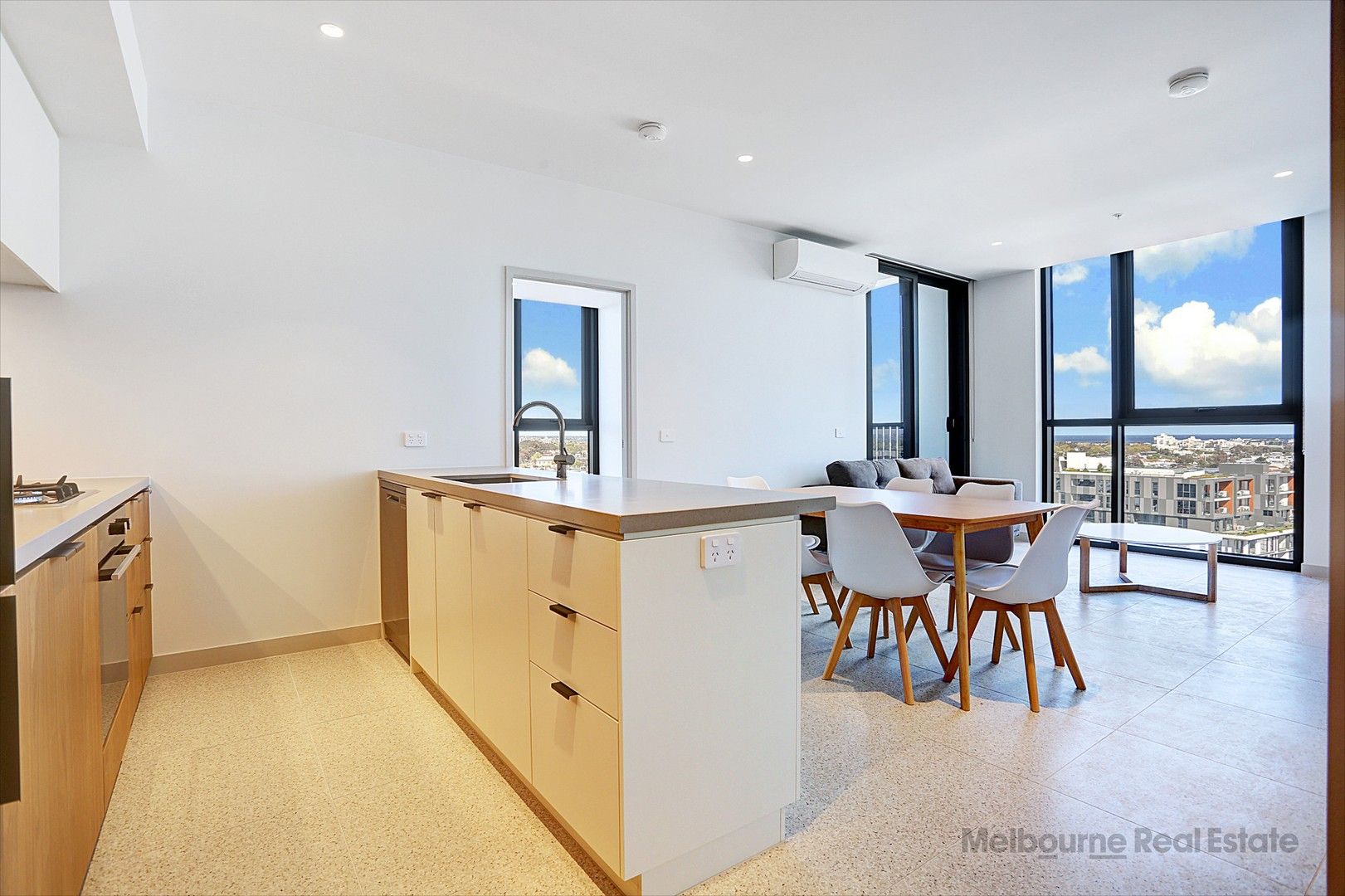 2 bedrooms Apartment / Unit / Flat in 1004/138 Ferrars Street SOUTH MELBOURNE VIC, 3205