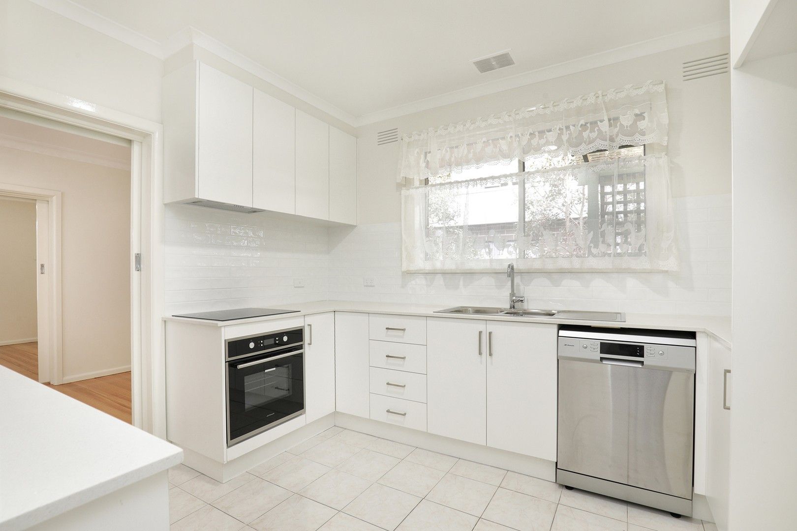 2 bedrooms Apartment / Unit / Flat in 5/168 Glenroy Road GLENROY VIC, 3046