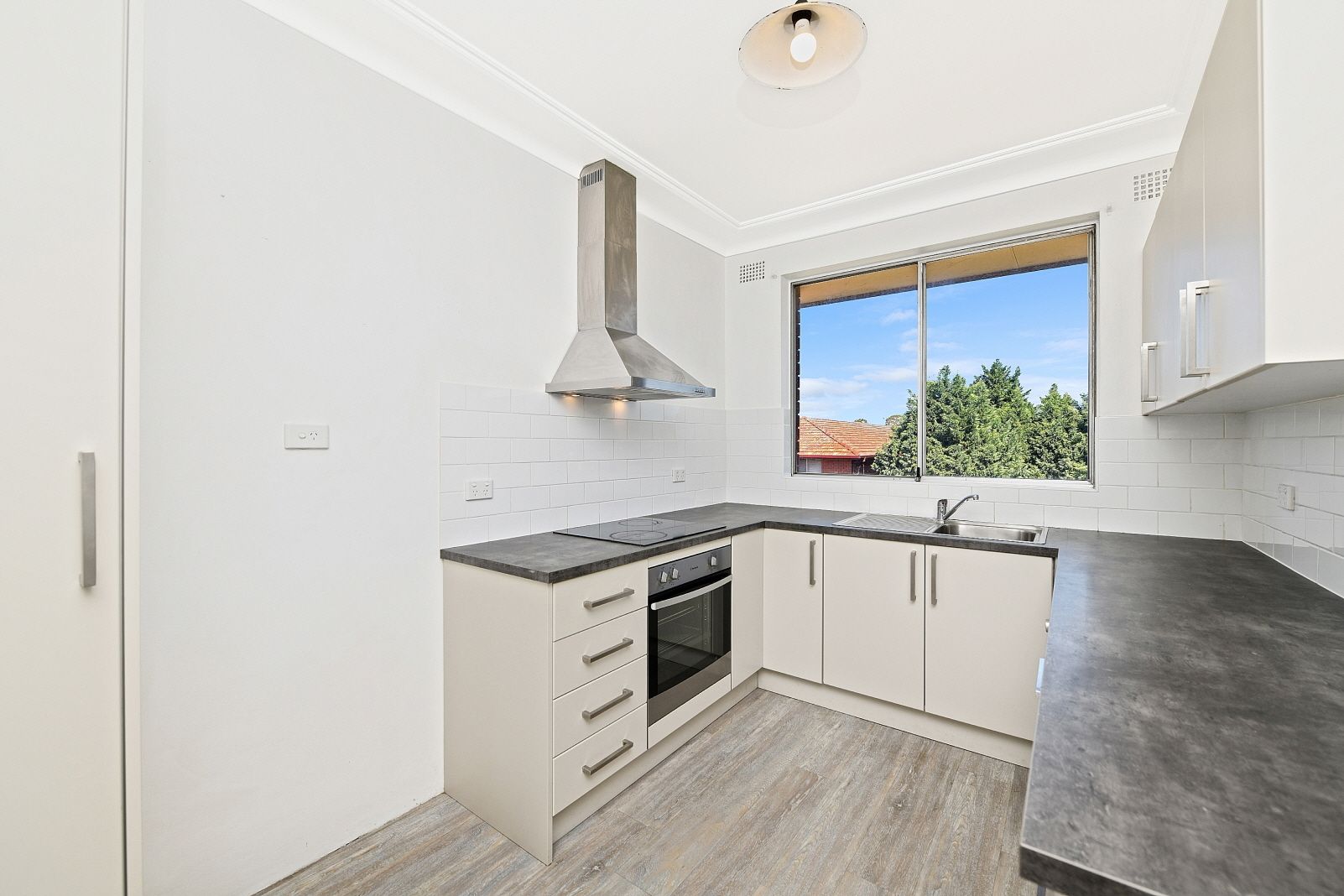 2 bedrooms Apartment / Unit / Flat in 10/11 Kensington Road SUMMER HILL NSW, 2130