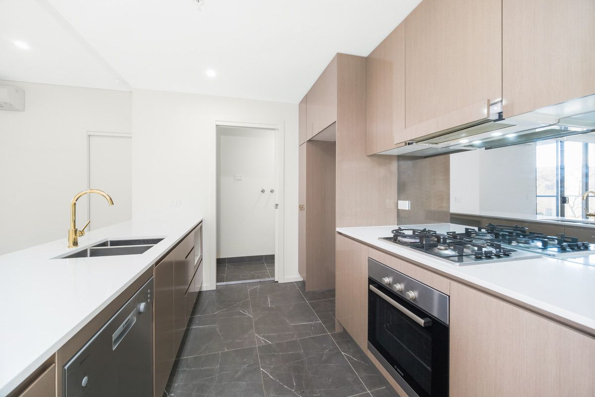 2 bedrooms Apartment / Unit / Flat in B8030/11 Bennelong Parkway WENTWORTH POINT NSW, 2127