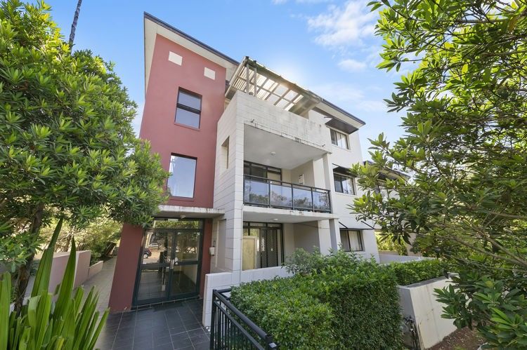 2 bedrooms Apartment / Unit / Flat in 3/170 Bridge Road WESTMEAD NSW, 2145