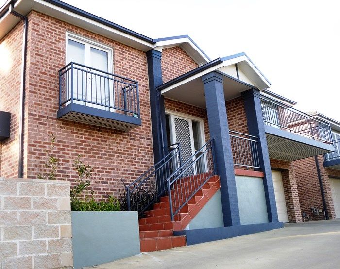3 bedrooms Townhouse in 2/35-41 Watson Rd MOSS VALE NSW, 2577