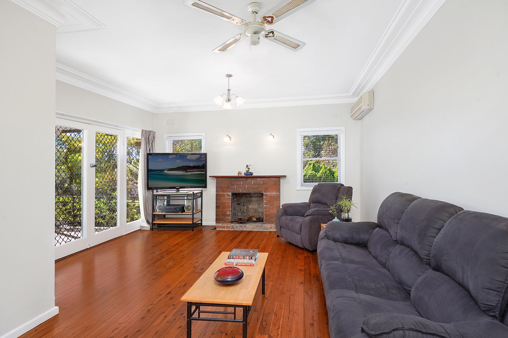 57 Yallambee Road, Berowra NSW 2081, Image 2