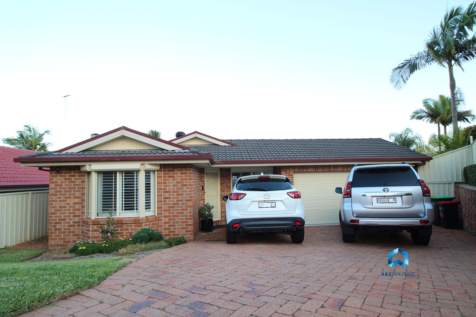4 bedrooms House in 7 Baraba Close GLENMORE PARK NSW, 2745