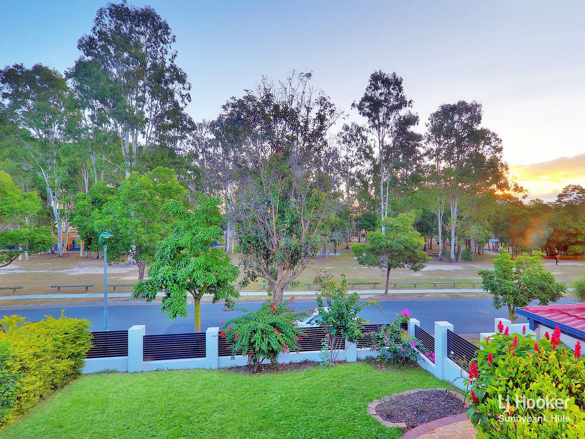 18 Victoria Crescent, Parkinson QLD 4115, Image 1