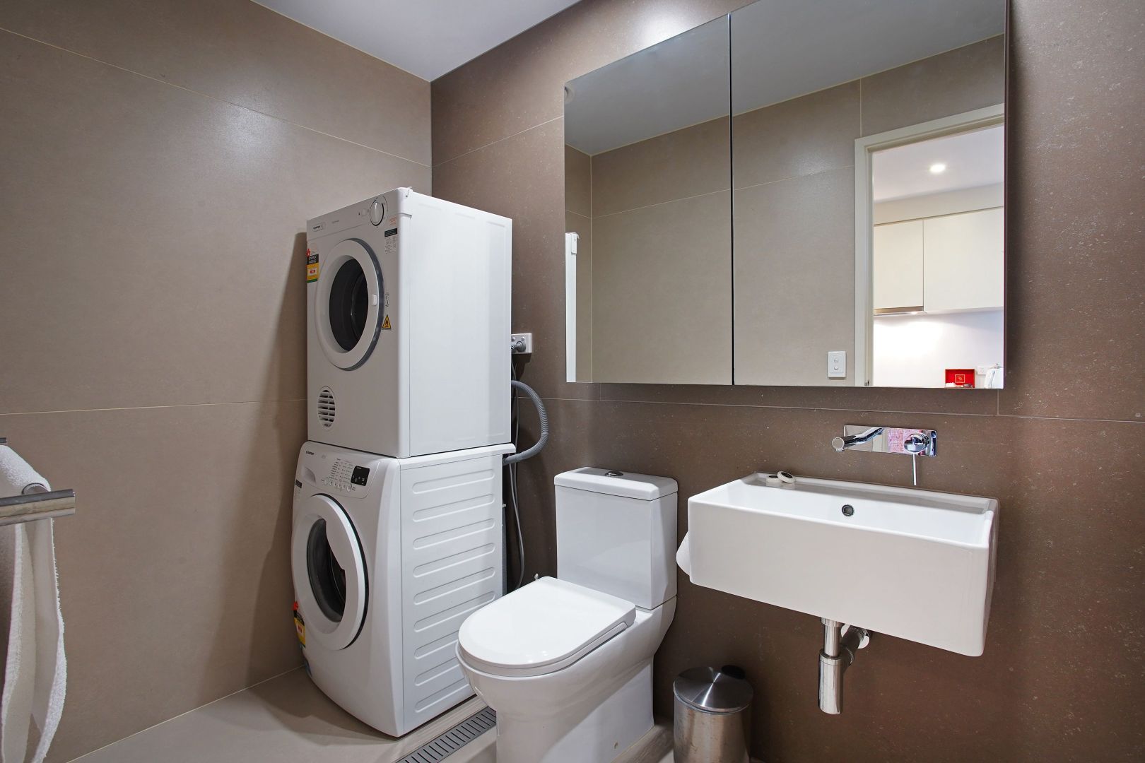 1 bedrooms Apartment / Unit / Flat in 5607/568 Collins Street MELBOURNE VIC, 3000