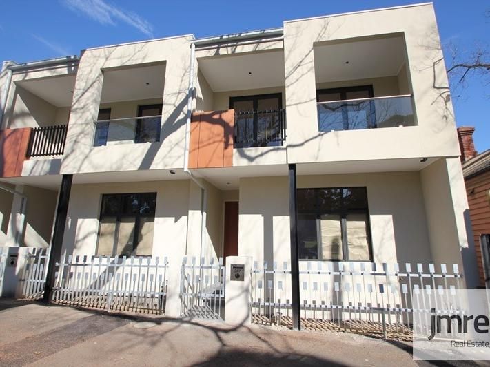2 bedrooms Townhouse in 287 Flemington Road NORTH MELBOURNE VIC, 3051