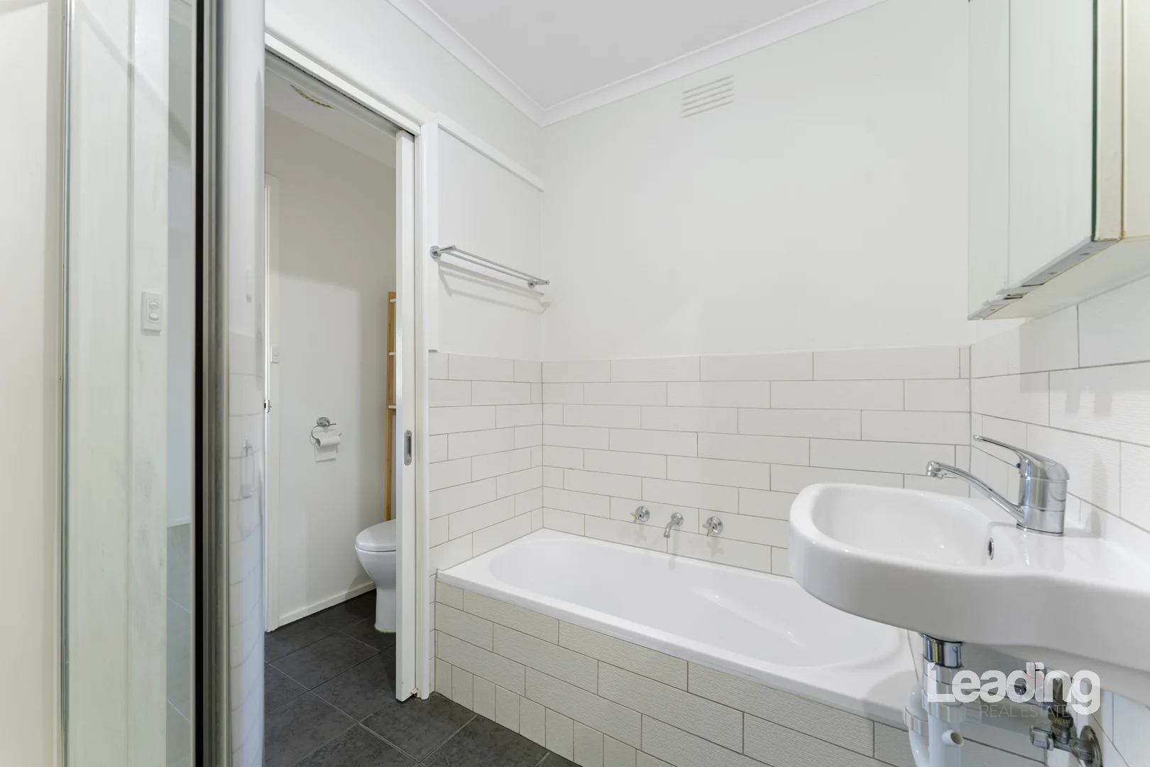 Additional image 8 of 2 Casey Avenue, Sunbury VIC 3429