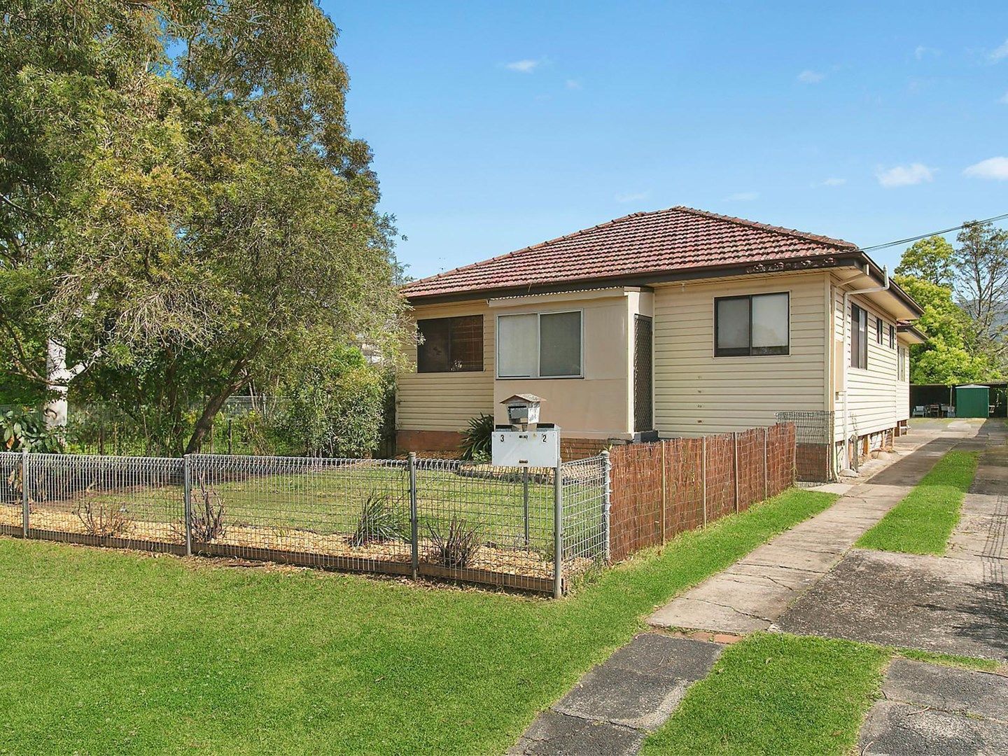 12 Arrow Avenue, Figtree NSW 2525, Image 0