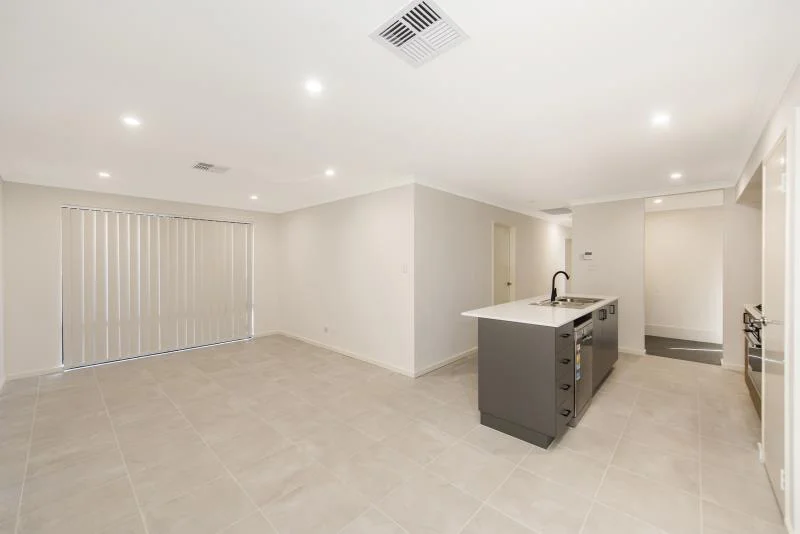 Additional image 3 of 18 Jennings Street, Hammond Park WA 6164