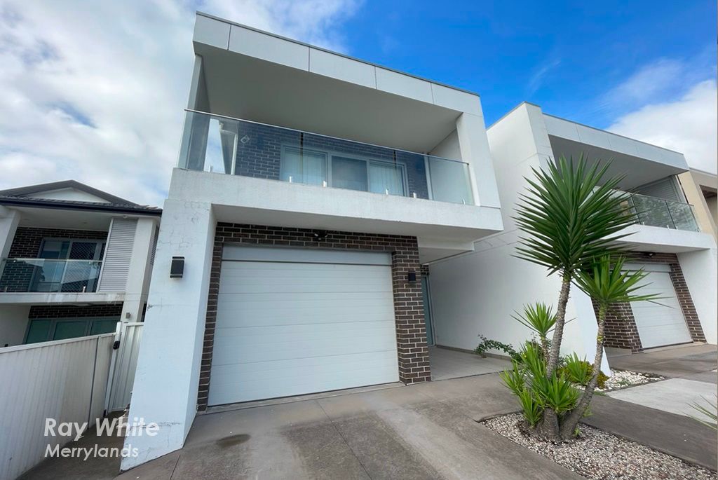 3 bedrooms Duplex in 13 Rawson Road GREENACRE NSW, 2190