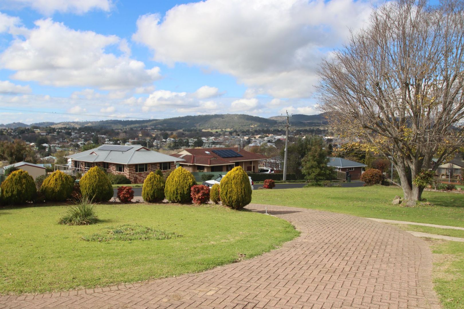 136 Pelham Street, Tenterfield NSW 2372 Domain