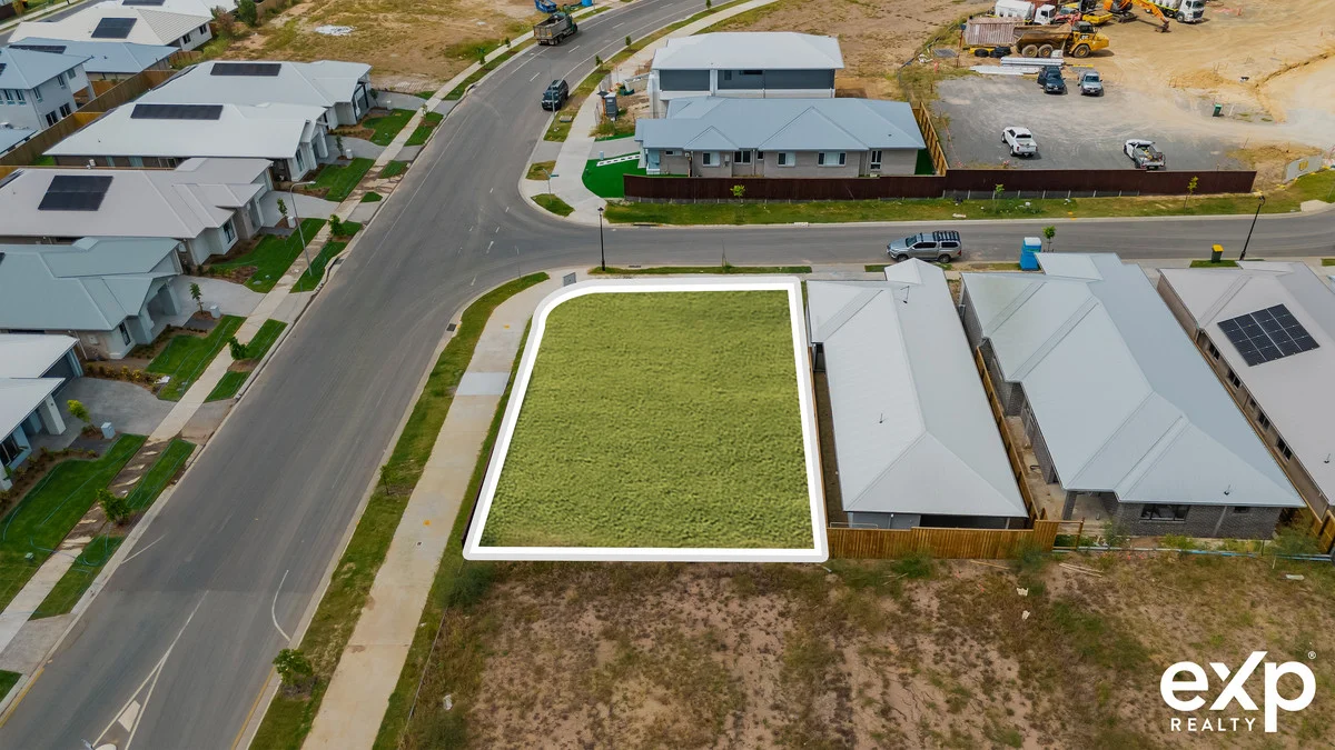 1 Valley Mews, Deebing Heights QLD 4306