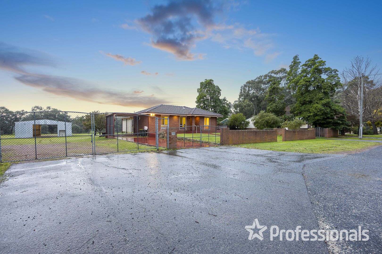 5 Baker Street, Hazelmere WA 6055, Image 2